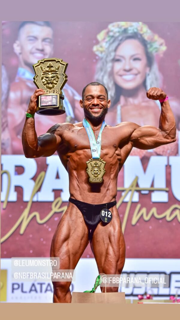 LEANDRO SANTOS