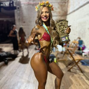 LETICIA ALBINO